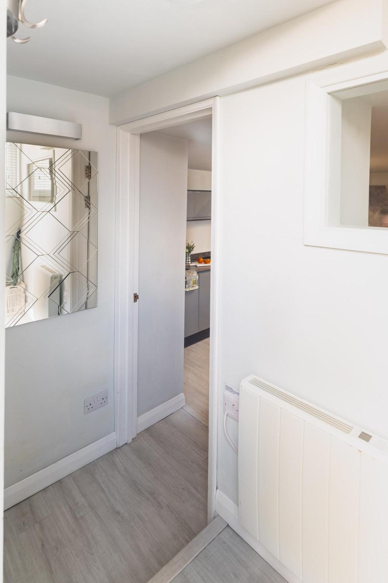 Вилла Gorgeous Boutique Flat Sleeps 2 In Лайм-Реджис Экстерьер фото